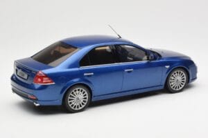 Ford Mondeo ST220 Performance Blue Otto 1:18 OT448 Resin — photo 2 of 6