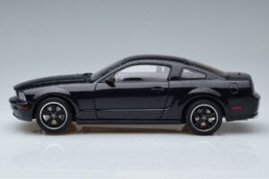 Ford Mustang GT S197 Bullitt AUTOart 1:18 73067 Diecast — photo 4 of 7