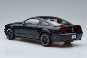 Ford Mustang GT S197 Bullitt AUTOart 1:18 73067 Diecast — photo 6 of 7