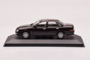 Ford Scorpio Black Minichamps 1:43