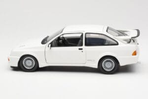 Ford Sierra RS RHD White Minichamps 1:18 150084070 Diecast — photo 4 of 8