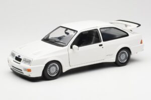 Ford Sierra RS RHD White Minichamps 1:18