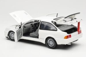 Ford Sierra RS RHD White Minichamps 1:18 150084070 Diecast — photo 5 of 8