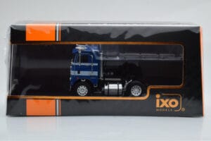 Freightliner COE Blue White IXO 1:43 TR111 Diecast — photo 4 of 4