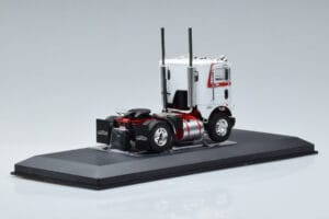 Freightliner COE White IXO 1:43 TR128 Diecast — photo 2 of 6