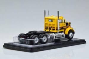 Freightliner FLC120 64T Yellow IXO 1:43 TR116 Diecast — photo 2 of 6