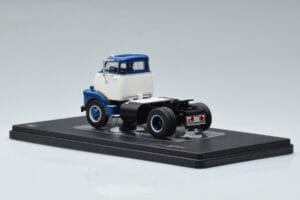 GMC 950 COE Blue White IXO 1:43 TR150 Diecast — photo 5 of 6