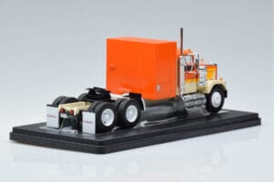 GMC General Orange IXO 1:43 TR129 Diecast — photo 2 of 6