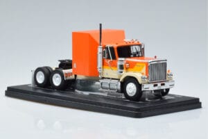 GMC General Orange IXO 1:43 TR129 Diecast — photo 4 of 6