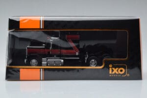 GMC General Red Black IXO 1:43 TR102 Diecast — photo 6 of 6