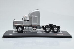GMC General SBFA Silver IXO 1:43 TR166 Diecast — photo 3 of 6