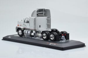 GMC General SBFA Silver IXO 1:43 TR166 Diecast — photo 5 of 6