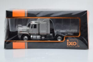 GMC General SBFA Silver IXO 1:43 TR166 Diecast — photo 6 of 6