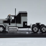GMC General Silver Black IXO 1:43 TR117 - image 3 of 6