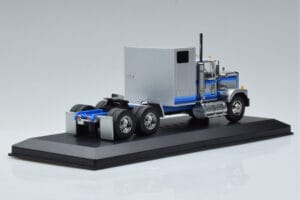 GMC General Silver IXO 1:43 TR079 Diecast — photo 2 of 6