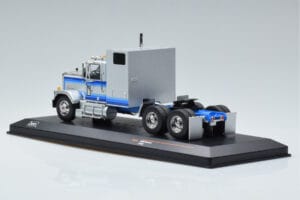 GMC General Silver IXO 1:43 TR079 Diecast — photo 5 of 6