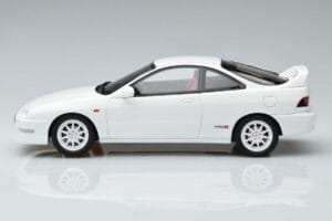 Honda Integra DC2 Euro Spec White Otto 1:18 OT974 Resin — photo 3 of 6