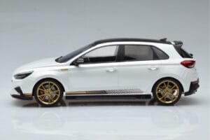 Hyundai i30 N PD Atlas White MCG 1:18 MCG18376 Diecast — photo 3 of 6