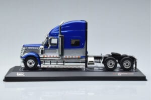 International Lonestar Blue IXO 1:43 TR118 Diecast — photo 3 of 6
