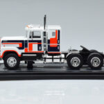 International Transtar 4300 White IXO 1:43 - image 3 of 6