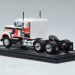 International Transtar 4300 White IXO 1:43 - image 5 of 6