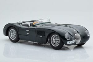 Jaguar C-Type Green AUTOart 1:18 73500 Diecast — photo 6 of 8