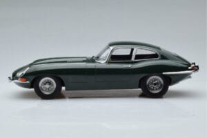Jaguar E-Type Series 1 British Racing Green KK-Scale 1:18 KKDC180431 Diecast — photo 3 of 6