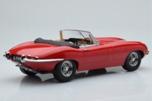 Jaguar E-Type Series 1 Roadster Red KK-Scale 1:18 KKDC180482 Diecast — photo 2 of 6