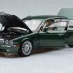 Jaguar XJ6 X350 Racing Green Almost Real 1:18 - image 2 of 13