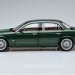 Jaguar XJ6 X350 Racing Green Almost Real 1:18 - image 5 of 13