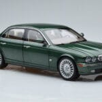 Jaguar XJ6 X350 Racing Green Almost Real 1:18 - image 6 of 13