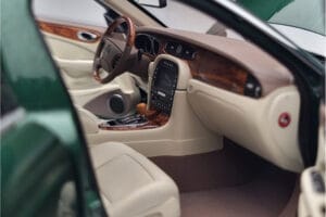 Jaguar XJ6 X350 Racing Green Almost Real 1:18 810502 Diecast — photo 9 of 13