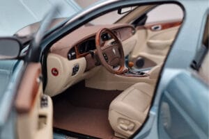 Jaguar XJ6 X350 Seafrost Light Blue Almost Real 1:18 810503 Diecast — photo 9 of 11