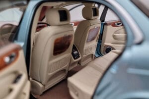 Jaguar XJ6 X350 Seafrost Light Blue Almost Real 1:18 810503 Diecast — photo 10 of 11