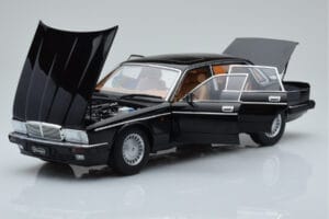 Jaguar XJ6 XJ40 Ebony Black Almost Real 1:18 810543 Diecast — photo 2 of 11