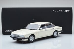 Jaguar XJ6 XJ40 Glacier White Almost Real 1:18 810542 Diecast — photo 11 of 11