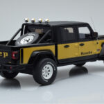 Jeep Gladiator Honcho Black GT Spirit 1:18 - image 2 of 6
