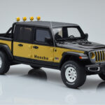 Jeep Gladiator Honcho Black GT Spirit 1:18 - image 4 of 6