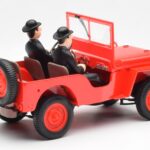 Jeep Willys Tintin 2 Figures UT Models 1:18 - image 2 of 6