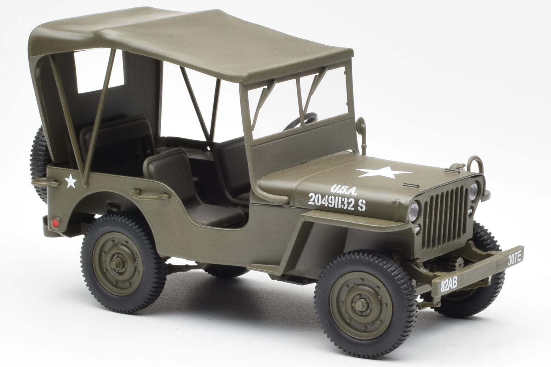 Jeep Willys With Canvas Top UT Models 1:18 180149002 Diecast — photo 4 of 6