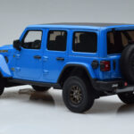 Jeep Wrangler Rubicon 392 Blue GT Spirit 1:18 - image 5 of 6