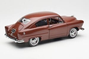 Kaiser Henry J Caribbean Coral Metallic Sun Star 1:18 5101 Diecast — photo 3 of 8