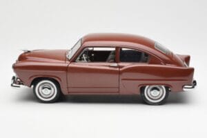 Kaiser Henry J Caribbean Coral Metallic Sun Star 1:18 5101 Diecast — photo 4 of 8