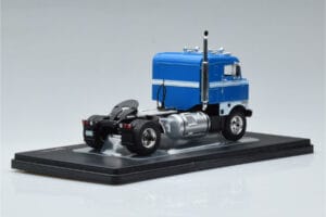 Kenworth Bullnose Blue IXO 1:43 TR154 Diecast — photo 2 of 6