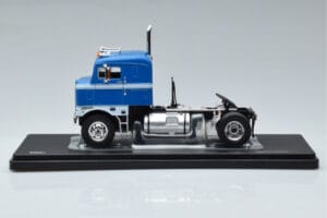 Kenworth Bullnose Blue IXO 1:43 TR154 Diecast — photo 3 of 6