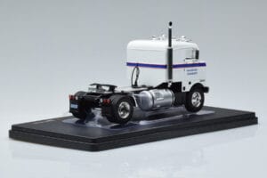 Kenworth Bullnose Ross Mackie Transport White IXO 1:43 TR063 Diecast — photo 2 of 6