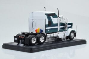 Kenworth W900 Green White IXO 1:43 TR164 Diecast — photo 2 of 6