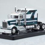 Kenworth W900 Green White IXO 1:43