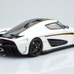 Koenigsegg Regera White GT Spirit 1:18 - image 2 of 5