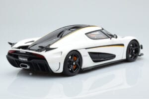 Koenigsegg Regera White GT Spirit 1:18 GT391 Resin — photo 2 of 5